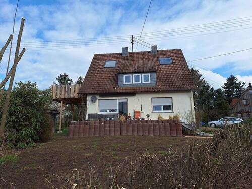 Ansicht von Süden - 8 Zimmer Mehrfamilienhaus, Wohnhaus in Mainhardt