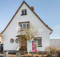 Charmantes Einfamilienhaus mit großem Grundstück und viel Potenzial - Singen