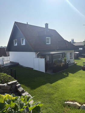 Gartenseite - Einfamilienhaus in Beratzhausen