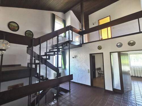 Galerie - 7 Zimmer Mehrfamilienhaus, Wohnhaus in Mönsheim