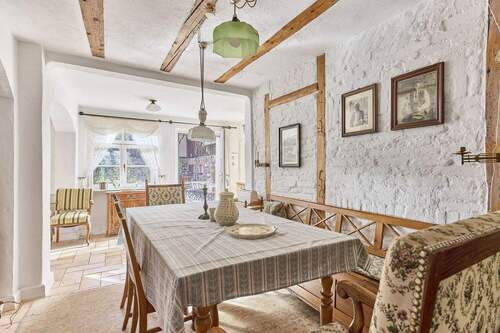 Essbereich mit Zugang zum Garten - 