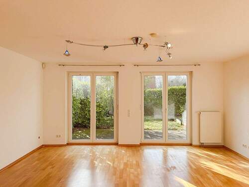 Wohnzimmer - 5 Zimmer Doppelhaushälfte in Düsseldorf