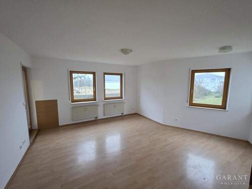 Wohnzimmer - Etagenwohnung mit 46,00 m&sup2; in Neufra zum Kaufen