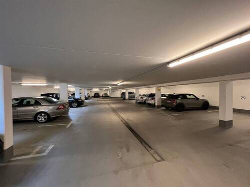Tiefgarage - Garage, Stellplatz in Erlangen zum Kaufen