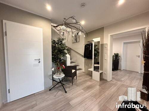 Hausflur - 2 Zimmer Etagenwohnung zum Kaufen in Fischach