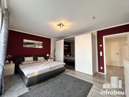 Schlafzimmer - Etagenwohnung mit 109,10 m&sup2; in Fischach zum Kaufen