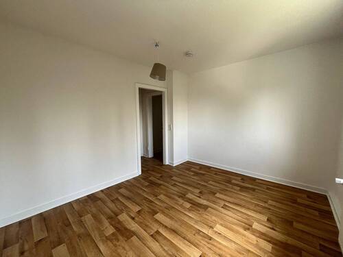 Zimmer 3 - 
