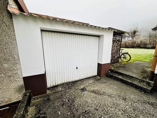 Garage - 