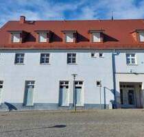 Wohn- und Geschäftshaus in bester Ortslage! - Elstra