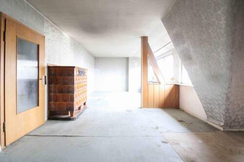 Wohn- und Esszimmer - 4 Zimmer Etagenwohnung zum Kaufen in Kassel