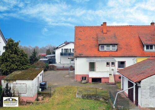 hinterm Haus - 6 Zimmer Doppelhaushälfte zum Kaufen in Erlenbach am Main