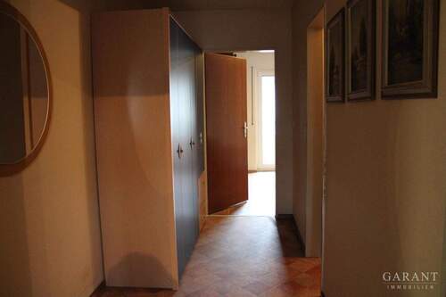 Flurbereich - Etagenwohnung mit 77,00 m&sup2; in Lauffen am Neckar zum Kaufen