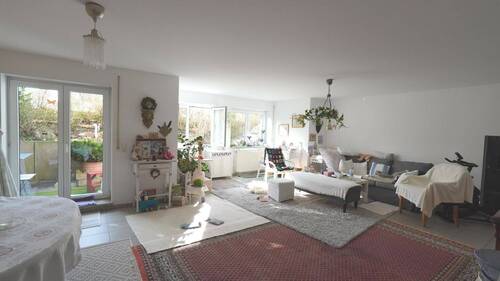 Wohn-Esszimmer der ELW mit Terrassenzugang - 