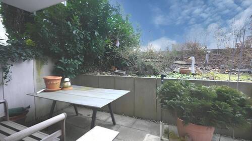 Geschützte Terrasse der ELW - 