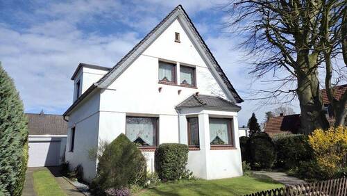 Einfamilienhaus mit Garage - 5 Zimmer Einfamilienhaus zum Kaufen in Delmenhorst
