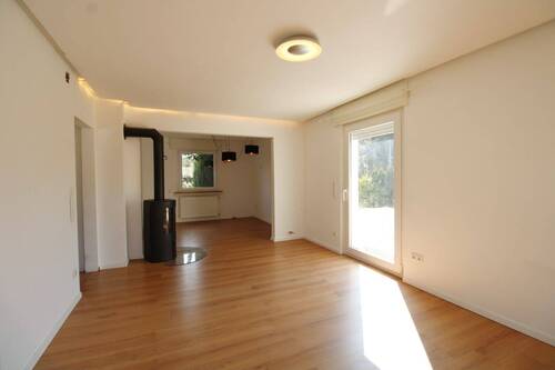 Wohn-/Esszimmer - 5 Zimmer Einfamilienhaus in Bielefeld