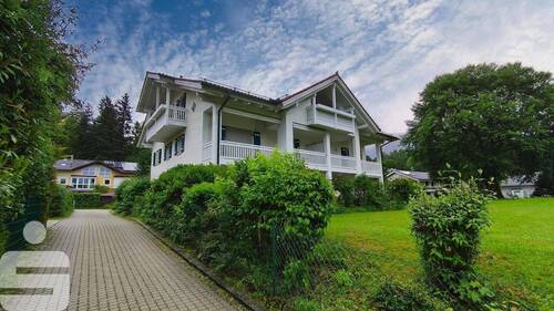 Außenansicht 2 - ETW in Bayerisch Gmain mit Aussicht