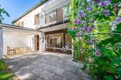 Terrasse mit Haus - 