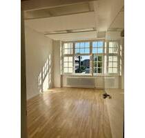 Helle Bürofläche in zentraler Lage - Berlin Kreuzberg