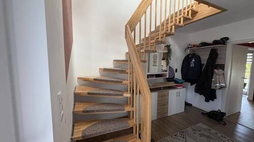 EG - Treppe zum DG - 