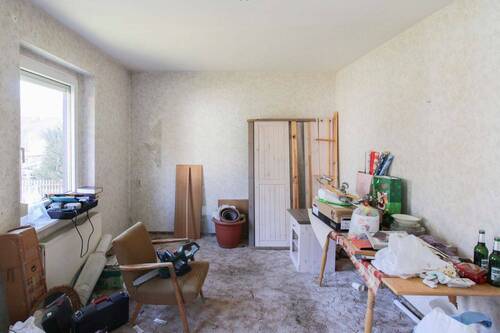 Wohnzimmer - 4 Zimmer Doppelhaushälfte zum Kaufen in Grimma