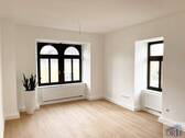 Wohnzimmer - Modernisiert & großzügig in zentrumsnahem Wohngebiet