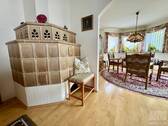 EG: Ofen im Wohnzimmer für wohlige Wärme - 
