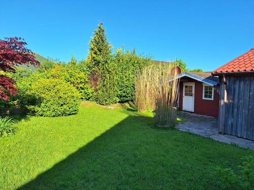 blickdicht zu den Nachbarn - 6 Zimmer Bungalow in Büsum