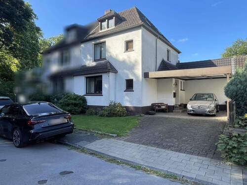 Außenansicht - Grüne Familienidylle in Duisburg-Süd - Wohnglück für die ganze Familie