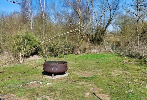 Garten mit Feuerstelle - 