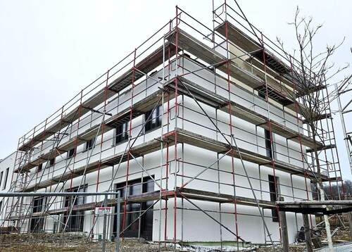 Hausansicht Gartenseite - 5 Zimmer Einfamilienhaus zur Miete in Bad Säckingen