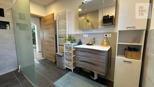 EG - Badezimmer (2) - 