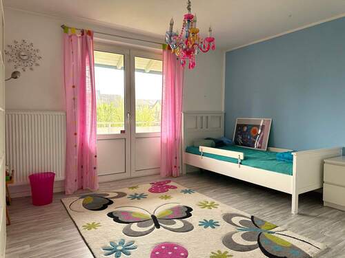 Kinderzimmer - Mehrfamilienhaus, Wohnhaus mit 120,00 m² in Norderstedt zum Kaufen