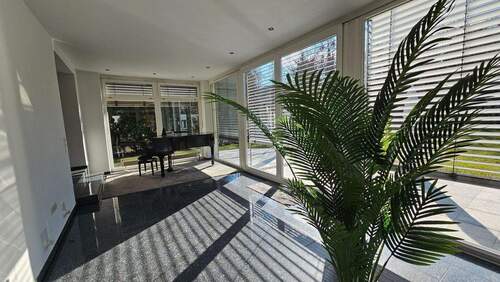 Wohnwintergarten über die gesamte Wohnfläche - 