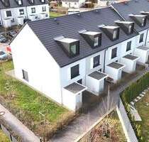 Neuwertiges Reihenendhaus in Barsinghausen - ca. 145 m² Wohnfläche, Einbauküche und zwei Stellplätze inklusive