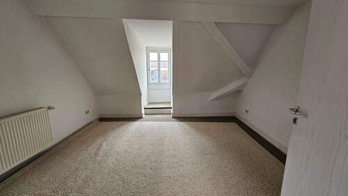 Zusätzliches Zimmer im DG.jpg - 