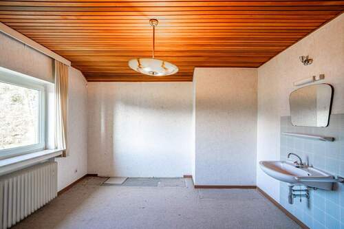 Gleiches gilt für einen weiteren Raum. - 