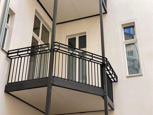 Neubau Hofbalkon - 