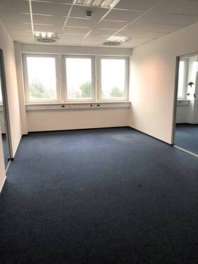 10 - 1 Zimmer Büro in Wedel