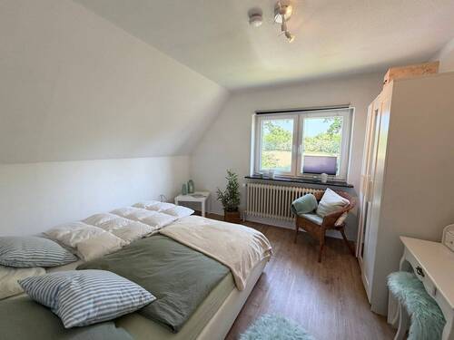 Schlafzimmer II DG - 