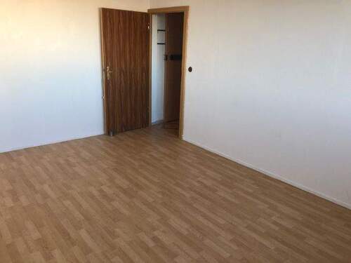 Schafzimmer - 2 Zimmer Etagenwohnung zur Miete in Halle (Saale)