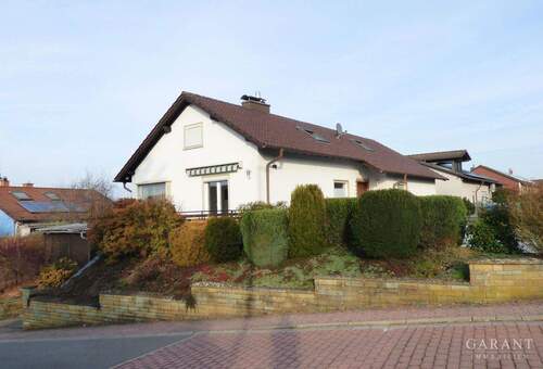 Hausansicht - 6 Zimmer Einfamilienhaus zum Kaufen in Weilerbach