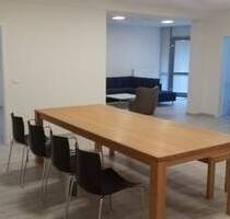 Wohnen und Arbeiten... WG Wohnung... Büro... Kanzlei.....alles möglich!! - Vaihingen an der Enz