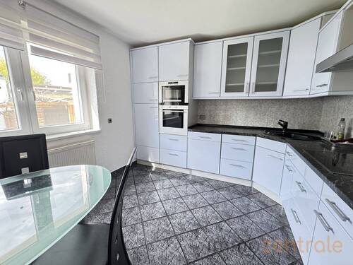 D1D6F070-7538-43D8-A9EB-BB40448A6105_1_201_a - 