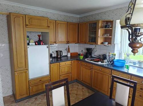 EG: Wohnzimmer - 1 Zimmer Mehrfamilienhaus, Wohnhaus zum Kaufen in Ohrenbach