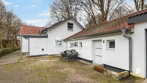 Außenansicht 3 - 5 Zimmer Einfamilienhaus zum Kaufen in Bremerhaven