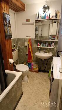 Badezimmer - Doppelhaushälfte mit 100,00 m&sup2; in Remseck am Neckar zum Kaufen