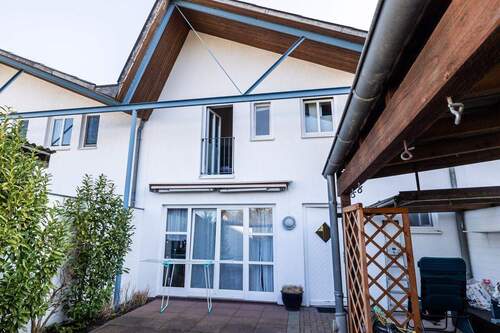 Hof - 5 Zimmer Reihenmittelhaus in Delmenhorst