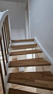 Treppe Blick zum OG.jpg - 