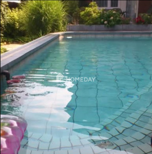 Außenpool im Sommer 1 - 